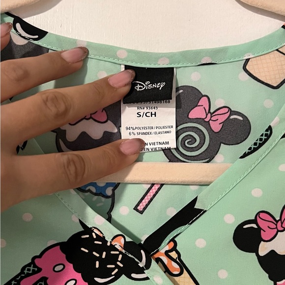 NEW scrub top - Picture 2 of 3